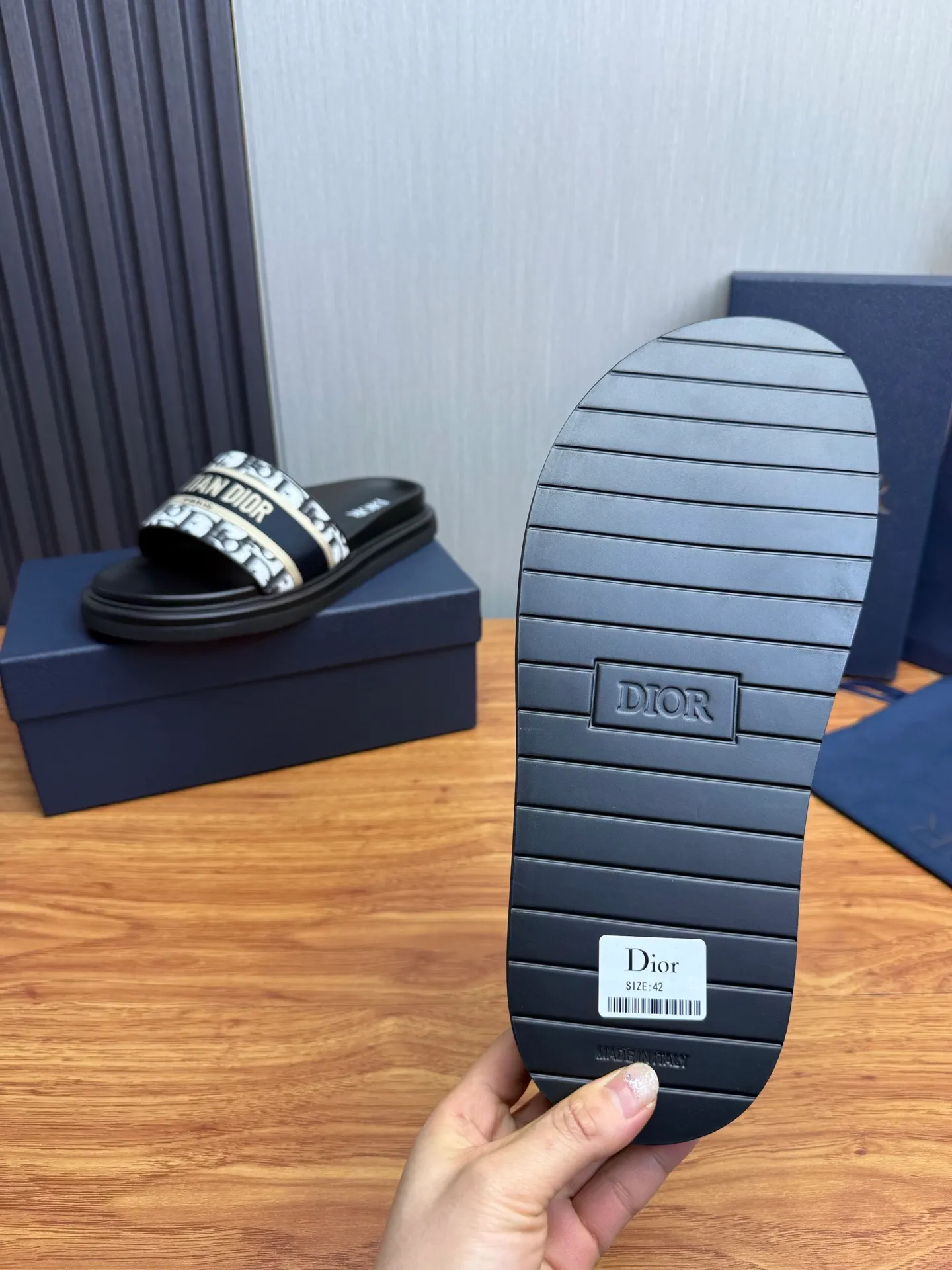 Men's shoes 260💰 Dior. Men's slippers🩴Official website 1:1 production 38-45 size 45 46 🉑️Customized original material shipped✅